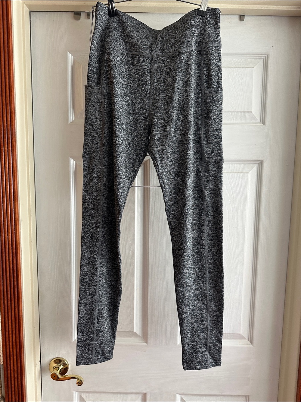 Women’s High-Rise Gray Active Leggings